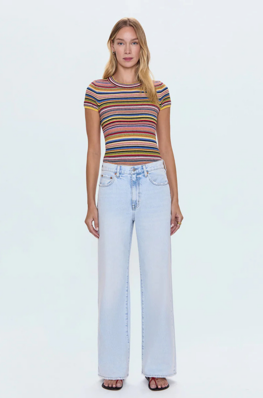 Slouchy relaxed denim jeans
Designed to sit comfortably low on the hips
Rigid, non-stretch denim
These jeans are designed to be baggy and sit low on your hips - if you want them to fit like a regular pair of jeans, we recommend sizing down