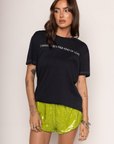 Crewneck graphic t-shirt top
Contrast stitching
Unlined
90s r & b tshirt