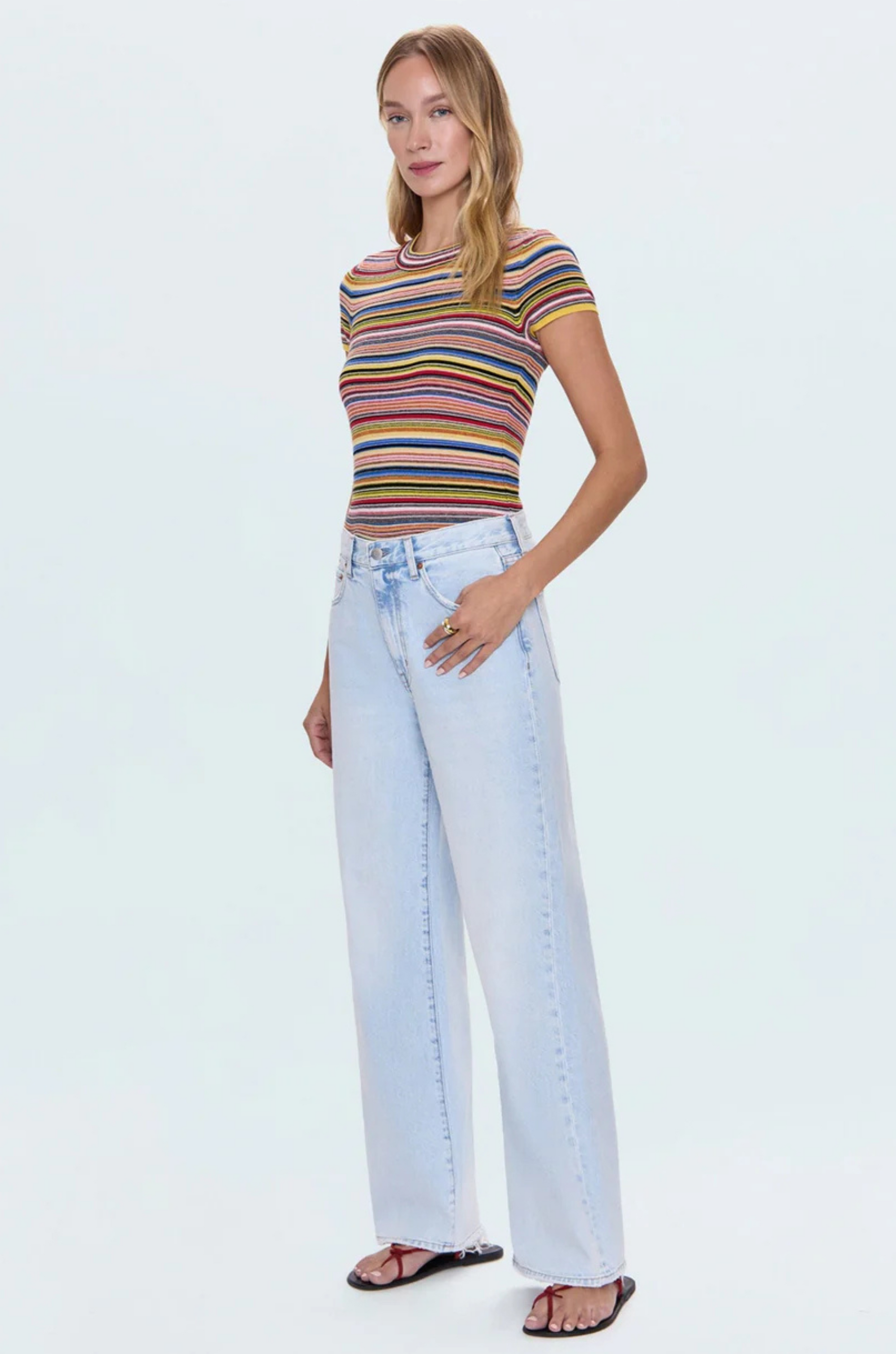 Slouchy relaxed denim jeans
Designed to sit comfortably low on the hips
Rigid, non-stretch denim
These jeans are designed to be baggy and sit low on your hips - if you want them to fit like a regular pair of jeans, we recommend sizing down