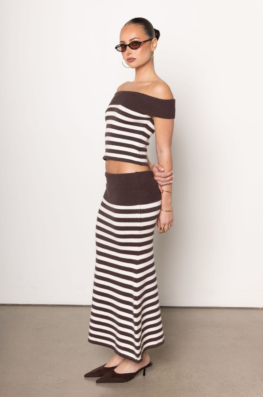 striped set
Brown and white striped maxi skirt
brown and white skirt set
fall set
fall outfit
Striped knit top
Off the shoulder fold over
Sleeveless
Unlined
Length: 24"
Viscose/Nylon/Polyester
Striped knit A line maxi skirt
Fold over waistband
Unlined
Length: 32"
Viscose/Nylon/Polyester