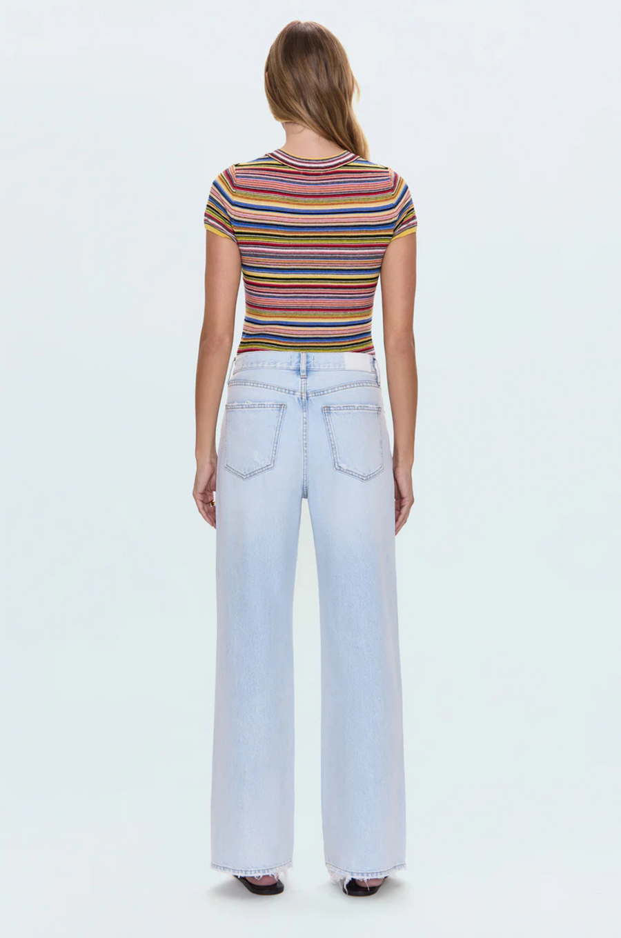 Slouchy relaxed denim jeans
Designed to sit comfortably low on the hips
Rigid, non-stretch denim
These jeans are designed to be baggy and sit low on your hips - if you want them to fit like a regular pair of jeans, we recommend sizing down