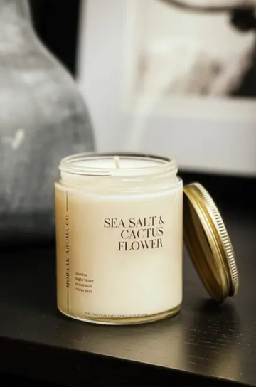 Sweet, clean and luxurious candle
Sweet floral scents mingled with ocean mist and citrus peel
Housed in a reusable glass jar
100% soy wax
Up to 30 hours of burn time
ON THE NOSE:
Jasmine
Night Violet
Ocean Mist
Citrus Peel
