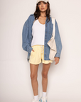 yellow Sport lounge shorts
Adjustable rope drawstring
Elastic waistband
Unlined