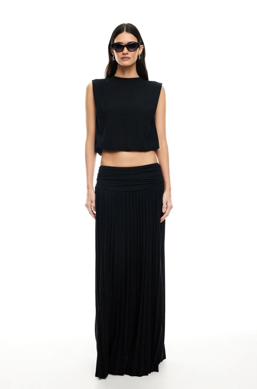 Knit maxi skirt. Elastic waist. Fully lined. black maxi skirt. black lioness skirt