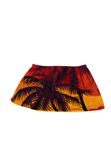 Palm tree/Ocean printed towel skirt
Elastic waistband
Unlined
Up-cycled
Each towel is up-cycled - there may be imperfections