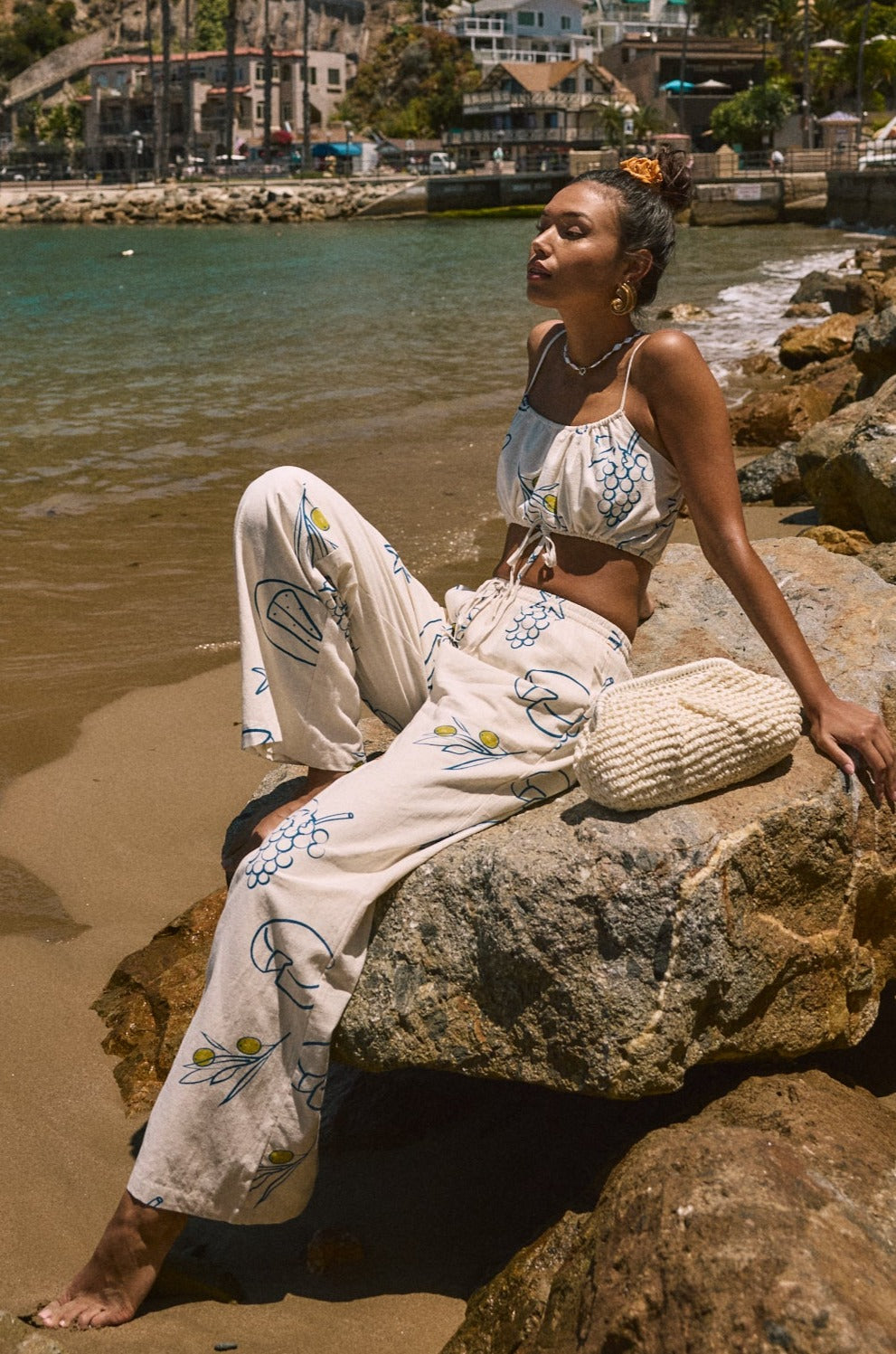 Printed woven wide leg pants. Elastic waistband with drawstring closure. Side pockets. Fully lined. lemon pant. grape and wine pant. summer throw on pant. cute graphic linen pant. european summer pant. summer pant. vacation outfit. cute summer set.