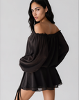 black Off the shoulder mini dress
Elastic neckline
Lace trim
Front adjustable tie
Lined