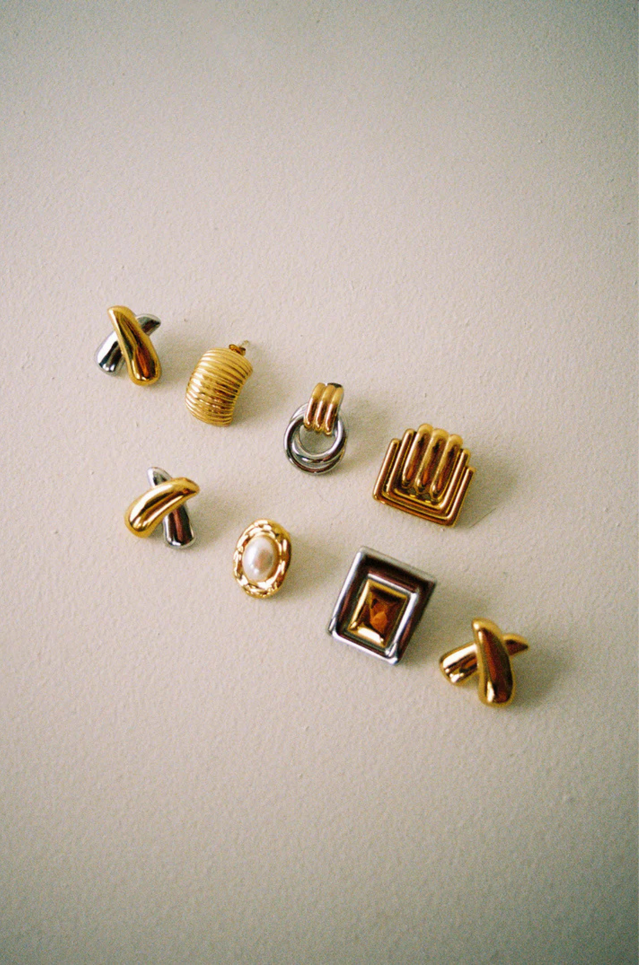 Rounded ribbed earrings. Tarnish free. Stainless steel. Lightweight. gold earrings