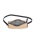 Cylindrical woven straw shoulder bag
Zipper closure
Slim strap
Lined
Vegan Leather
beige woven barrel bag