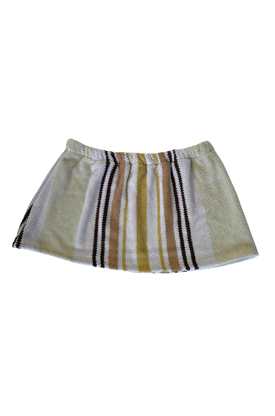 Striped and floral printed towel skirt
Elastic waistband
Unlined
Up-cycled
Each towel is up-cycled - there may be imperfections