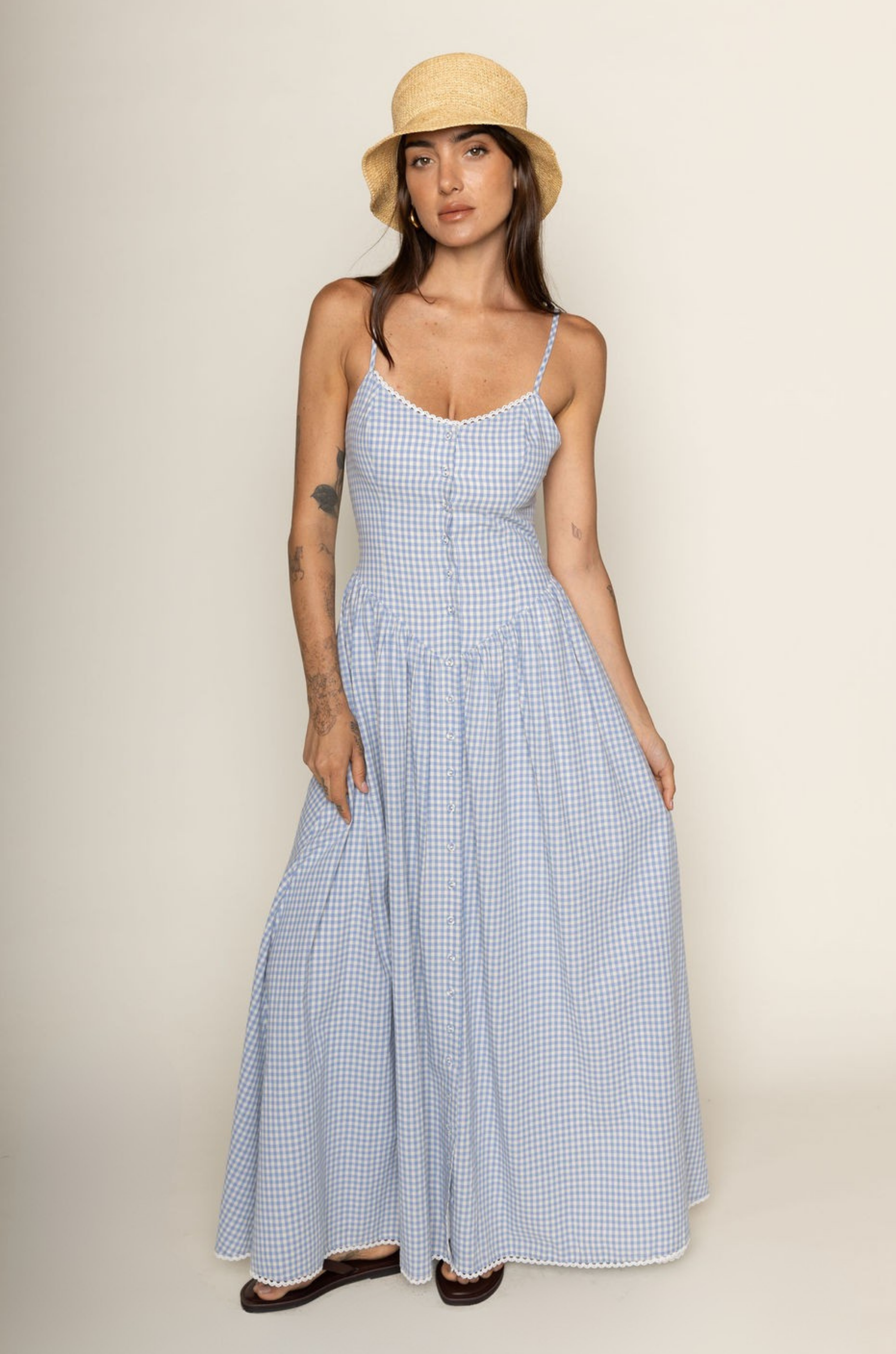 Blue and white Checkered vintage maxi dress
V-neck neckline
Front button down closure
Adjustable straps
Lace trim and hem
Smocked back
Lined
Country side maxi dress
european summer dress