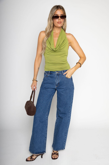 green Cowl neck halter top
Fixed strap
Partially lined
going out top