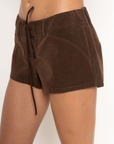 Faux suede micro shorts
Lace up front
Belt loop
Mini elastic waistband
brown faux suede micro shorts
fall outfit