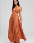 Strapless crinkle maxi dress
Dot pattern
Front knot
Strapless
Inner grip lining

Back zipper closure
Lined