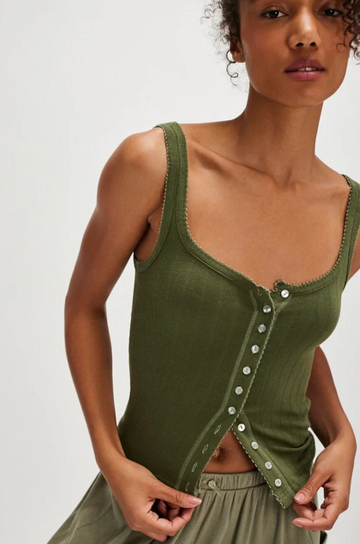 Button down timeless tank top
Wide square neckline and pointelle detail
Scoop back
Soft cotton fabrication
Slim fit, hip length