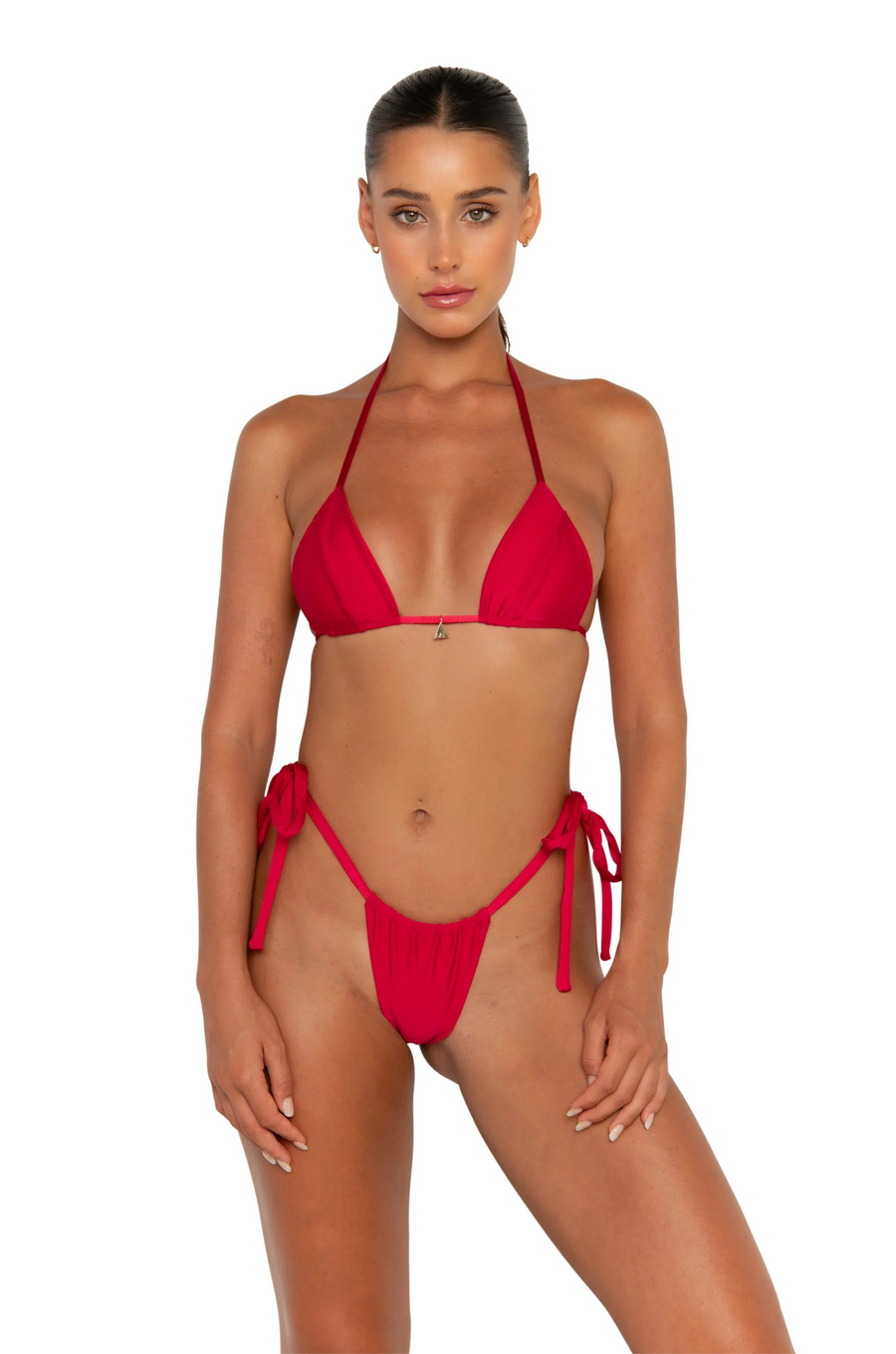 Seamless paneled triangle bikini top
Multi-wear style
Adjustable neck and back ties
Double lined with no padding
Finest quality sustainable Nylon made using ECONYL®
red bikini top
fourth of july bikini
summer bikini
red triangle top