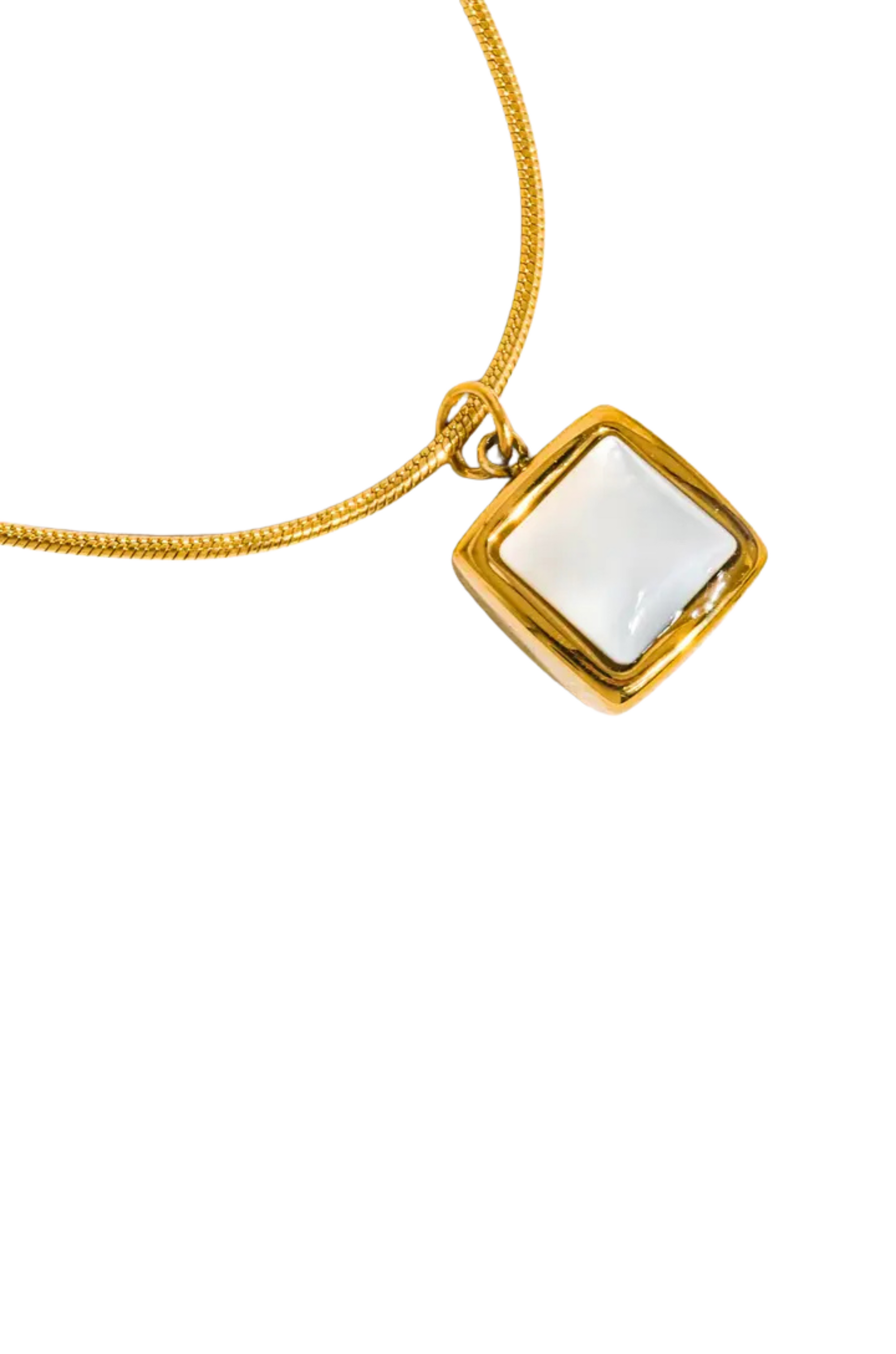 18K gold non-tarnish square shell necklace
18k gold plating stainless steel
Pendant Size: 0.4 x 0.4
Chain Length: 15.5"
Extension Length: 2"
Lead and Nickel Free
Hypoallergenic
Water Resistant