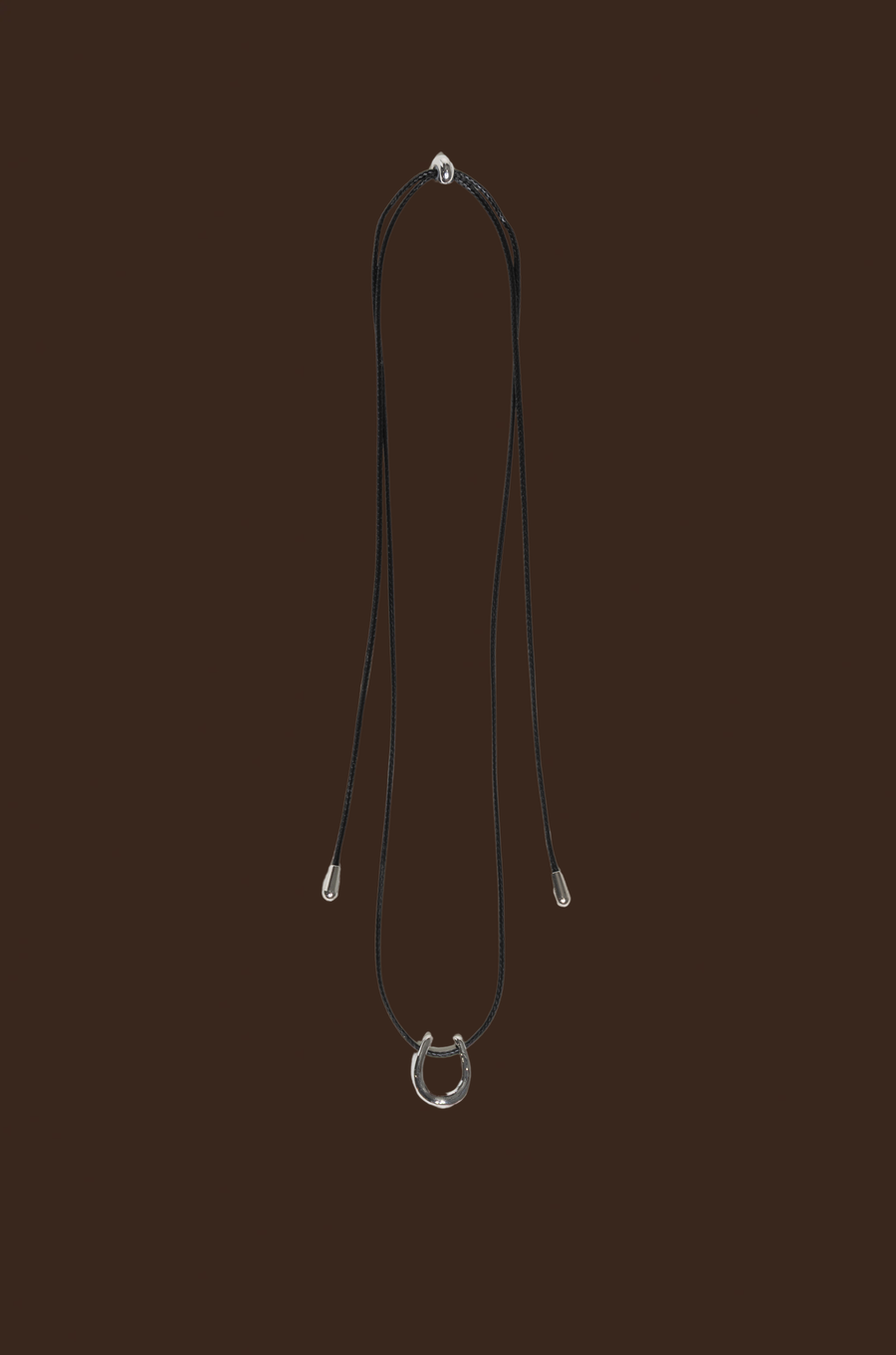 Rope necklace with horseshoe pendent
Adjustable