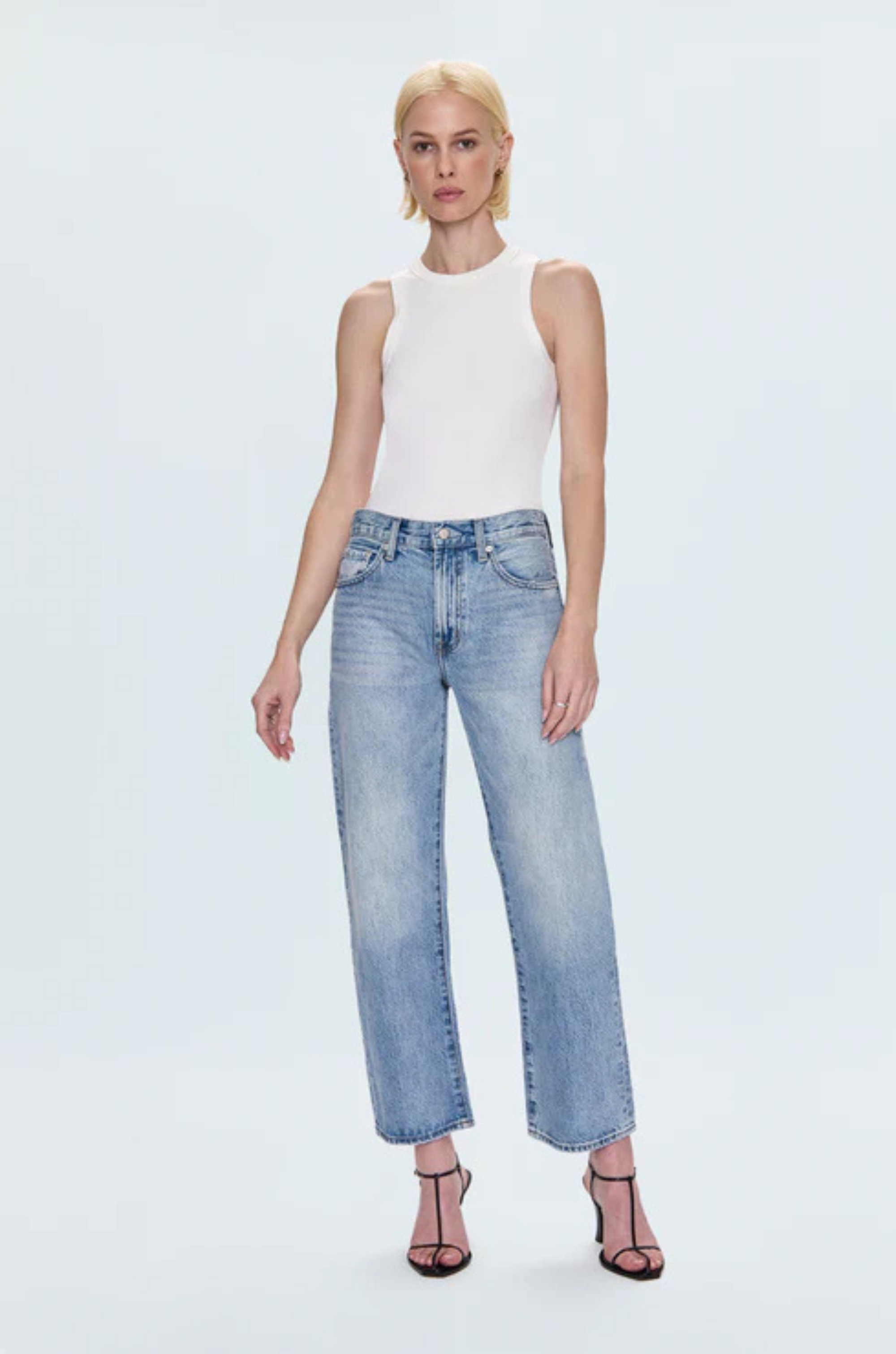 Faded straight leg jeans
Mid rise bowed straight leg jeans
No stretch
Button and zipper fly
Five pocket construction
Rise: 10" / Inseam: 29" / Leg Opening: 17.5"
Cotton
mid to light wash denim jeans