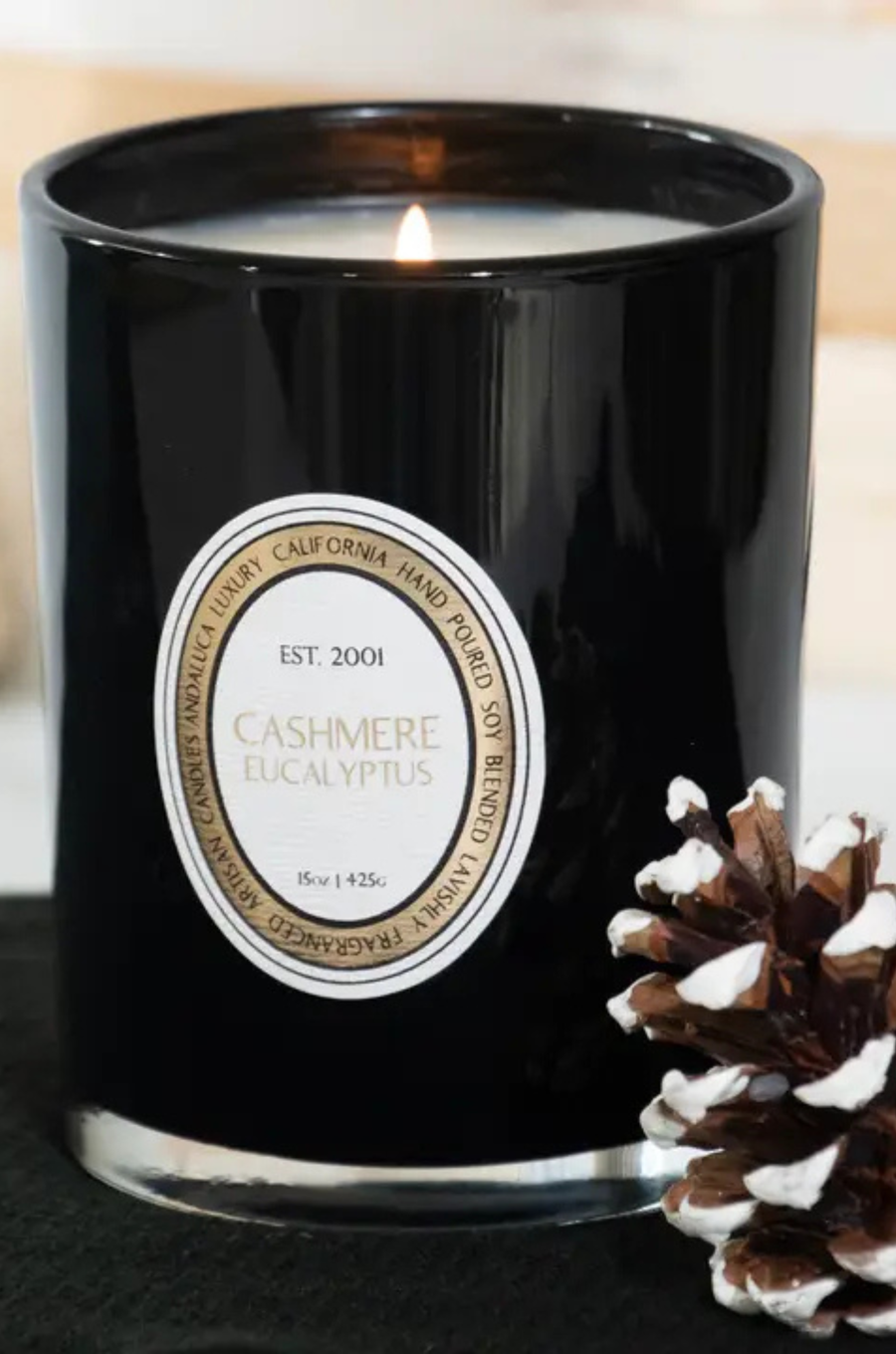 The beautiful fragrance notes of cashmere blend with the fresh and clean notes of eucalyptus to bring this gorgeous glass candle cup to life and to fill your space
Fragrance notes:
Top: mandarin peel, orchid notes, eucalyptus essence
Middle: black rose, patchouli blooms, orchid notes
Base: cashmere musk, oakwood, cedarwood
Natural soy blend wax
15 ounces
40+ hour burn