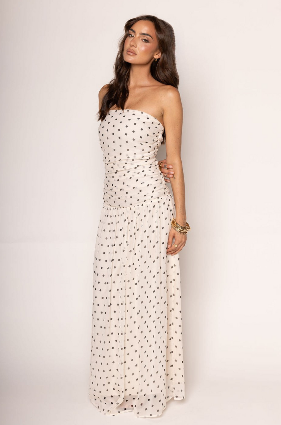 Chiffon polka dot maxi dress
Strapless
Tube top
Side cinching
Inner rubber grip lining
Back zipper closure
Lined
Cream and black polka dot maxi dress
bridal dress
Summer maxi dress