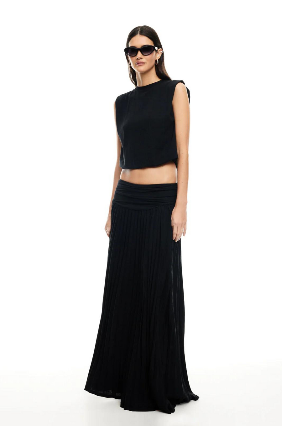 Knit maxi skirt. Elastic waist. Fully lined. black maxi skirt. black lioness skirt