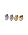 14K gold filled teardrop earrings
Rounded chubby huggie hoop
Brass/Gold Filled
Rhodium Plated
Size: 23mm