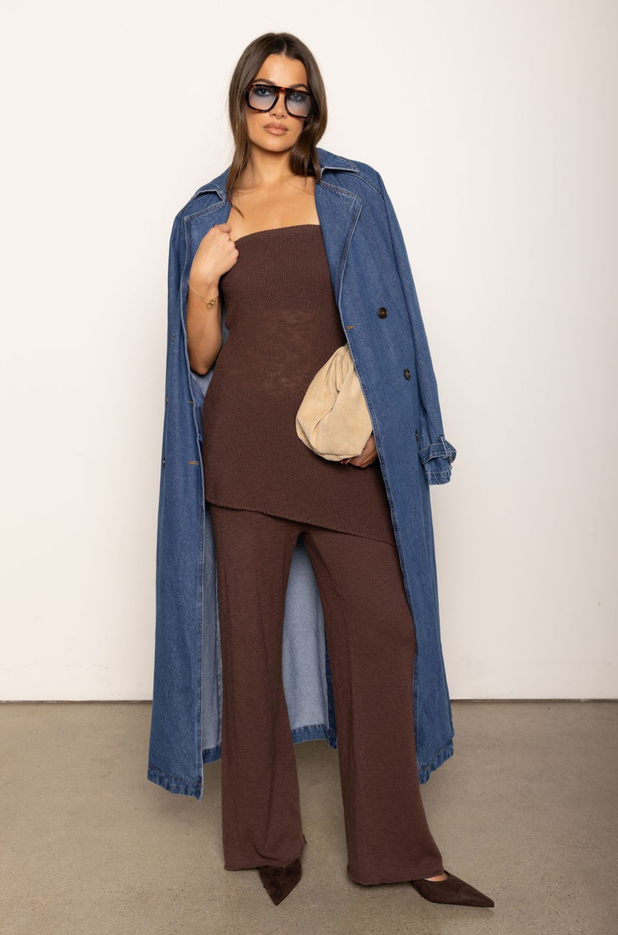 TOP
Knit asymmetrical tube top
Elastic band
Partially lined
brown asymmetrical tube top

BOTTOM
brown Knit lounge pant
Elastic waistband

fall outfit
thanksgiving outfit