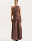 brown Linen one shoulder maxi dress
Asymmetric neckline
Waist cut out
Drop waist
Gathered skirt
brown wedding guest dress