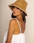 Raffia crochet bucket hat
Contract rim