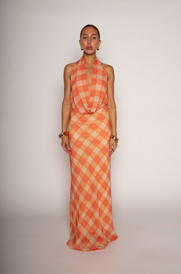 Printed crinkle woven chiffon maxi dress
Cowl neck
Fixed halter neckline strap
Side hook and eye and zipper closures
Adjustable back strap
Elastic back
Fully Lined
Orange plaid cowl neck maxi dress
summer wedding guest dress
summer maxi dress