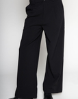 Stretch trouser pants
Trimmed waist
Button and zipper fly
Side pockets
Faux back pockets
Unlined
black trouser pants
cute work pants
fall outfit