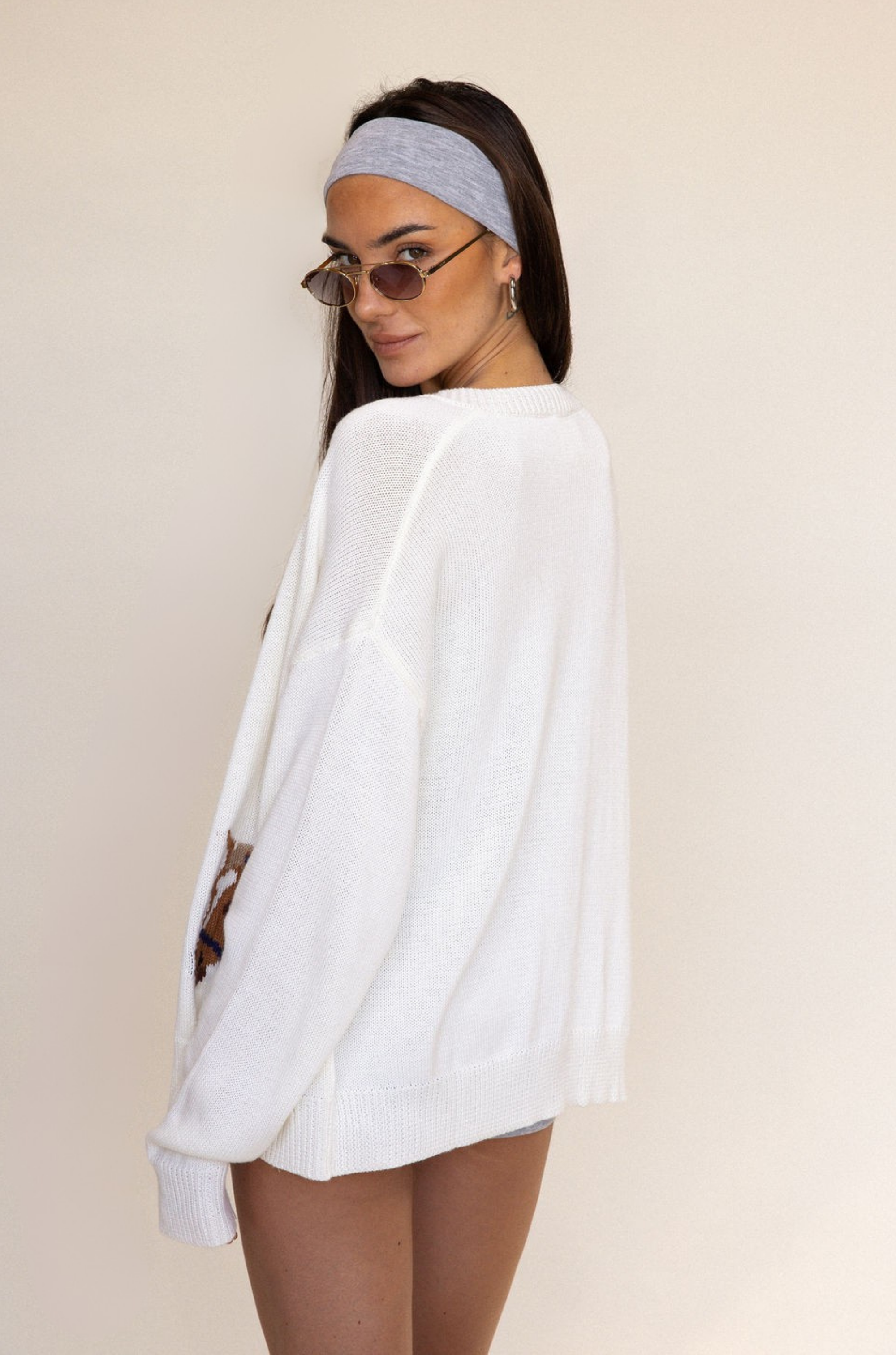 White horse cardigan
Knit cardigan
Spring horse cardigan