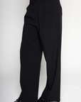 Stretch trouser pants
Trimmed waist
Button and zipper fly
Side pockets
Faux back pockets
Unlined
black trouser pants
cute work pants
fall outfit