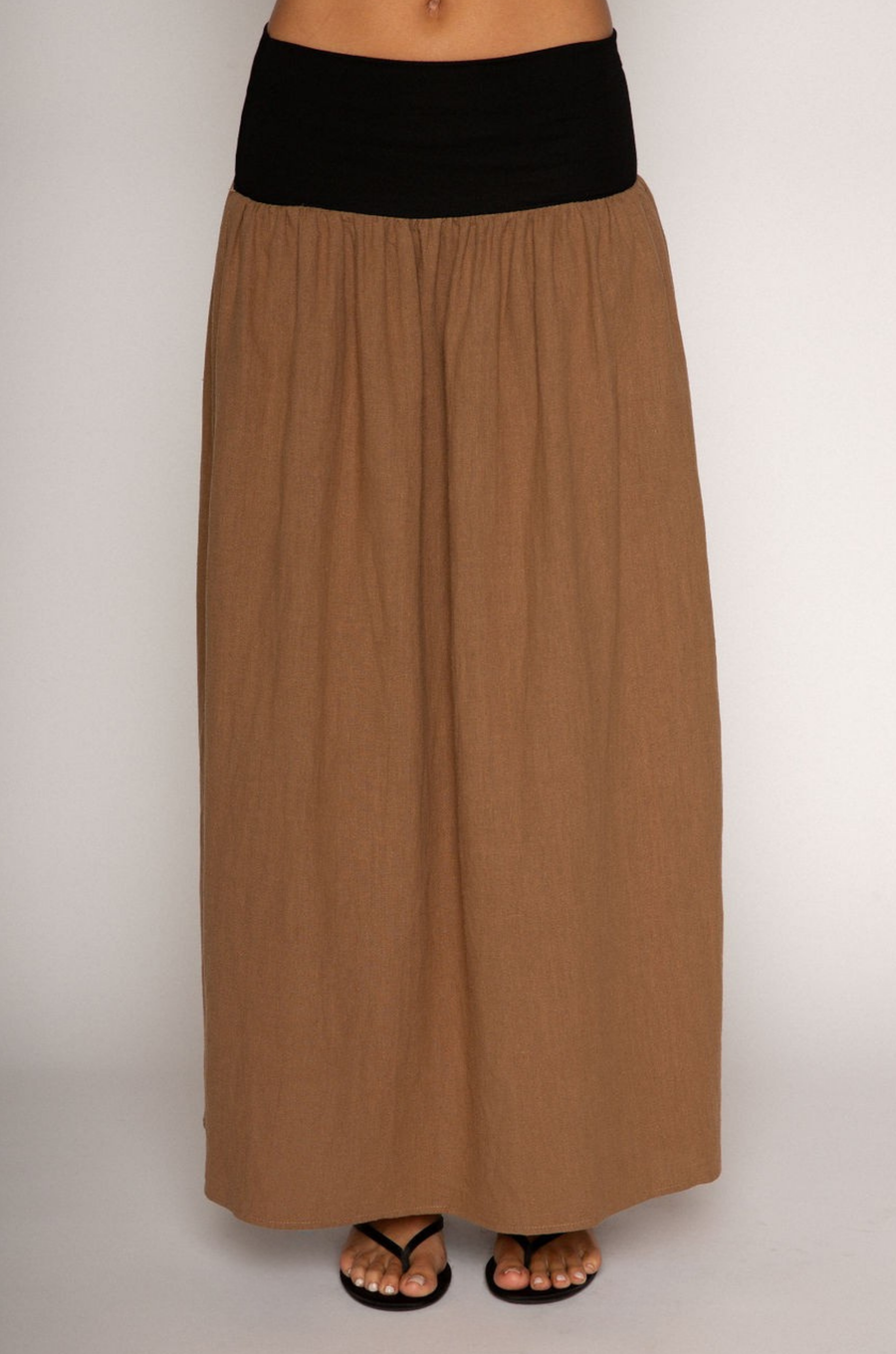 Color blocked woven linen maxi skirt
Jersey waistband
Unlined
Summer maxi dress
spring maxi dress