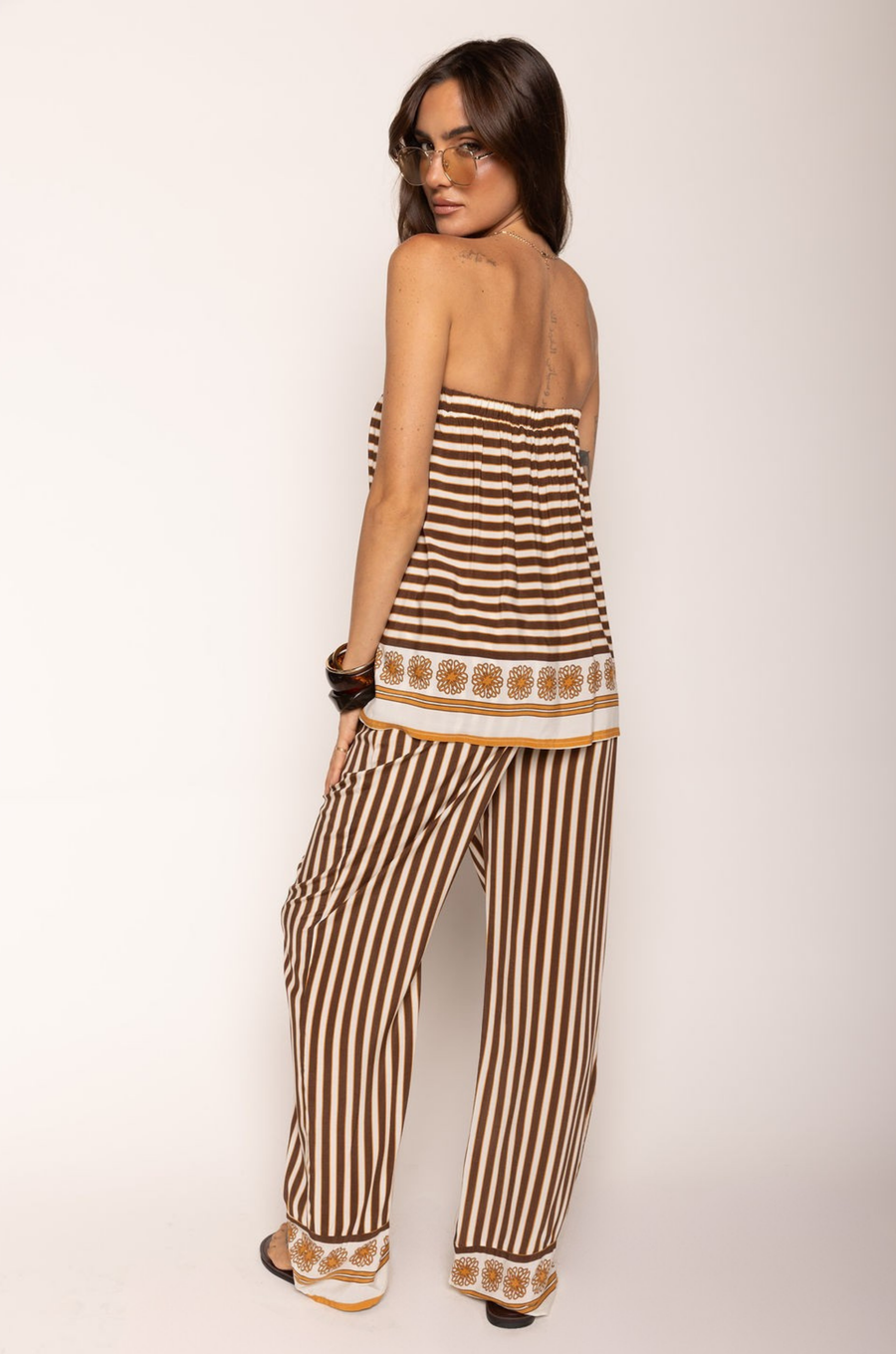Striped tube top
Elastic band
Unlined
cream and brown striped tube top
resort wear top
swim cover up top
