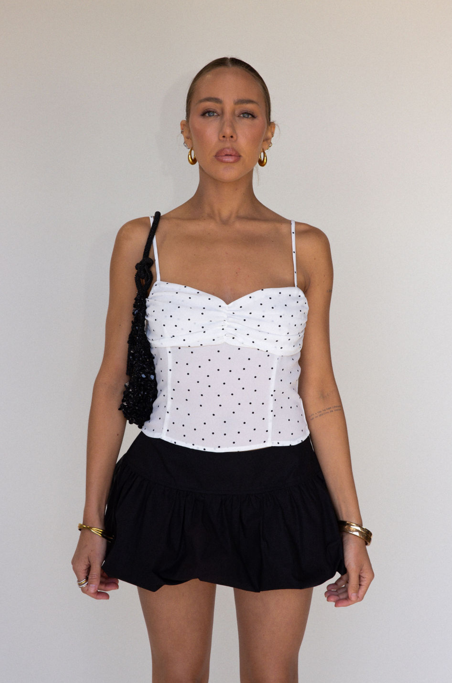 white and black Polka dot chiffon tank top
Adjustable straps
Back zipper
summer top
spring top
going out top