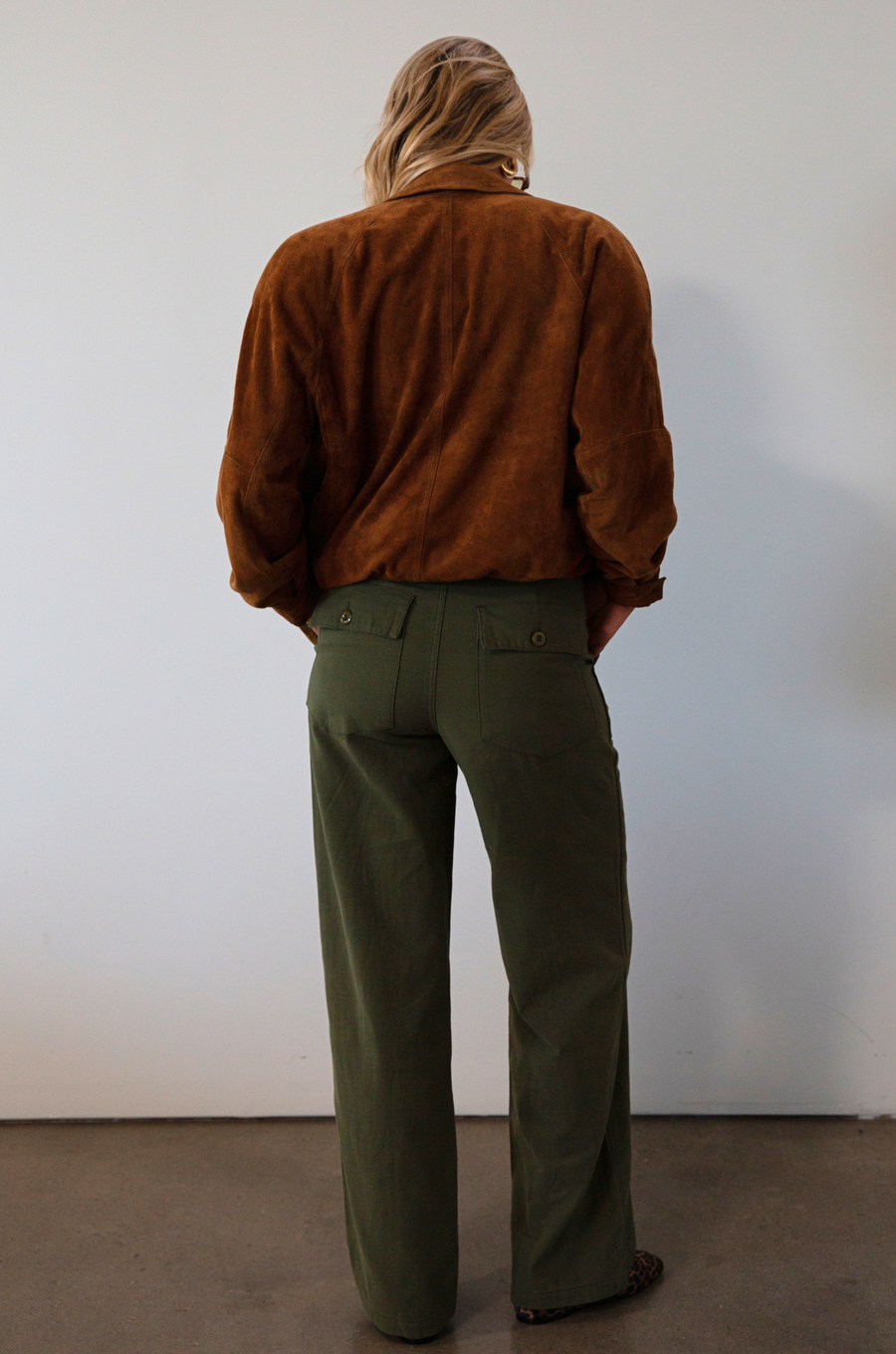 Woven utility pants. Button fly. Four pocket construction. Unlined. green pants. fall outfit.