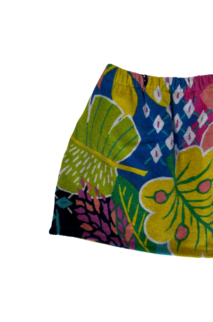 Floral printed towel skirt
Elastic waistband
Unlined
Up-cycled
Each towel is up-cycled - there may be imperfections
Length: 11.5" / Waist: 14"