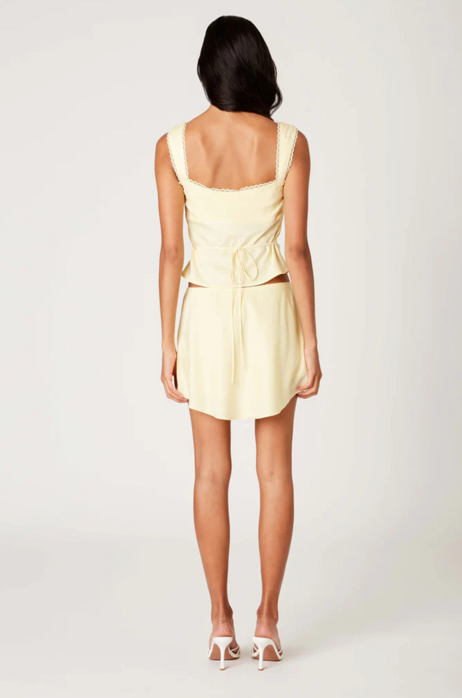 yellow Satin mini skirt
Inner shorts lining
Subtle bow detail at the waistband
Flowy silhouette
Elastic waistband
summer mini skirt
spring mini skirt