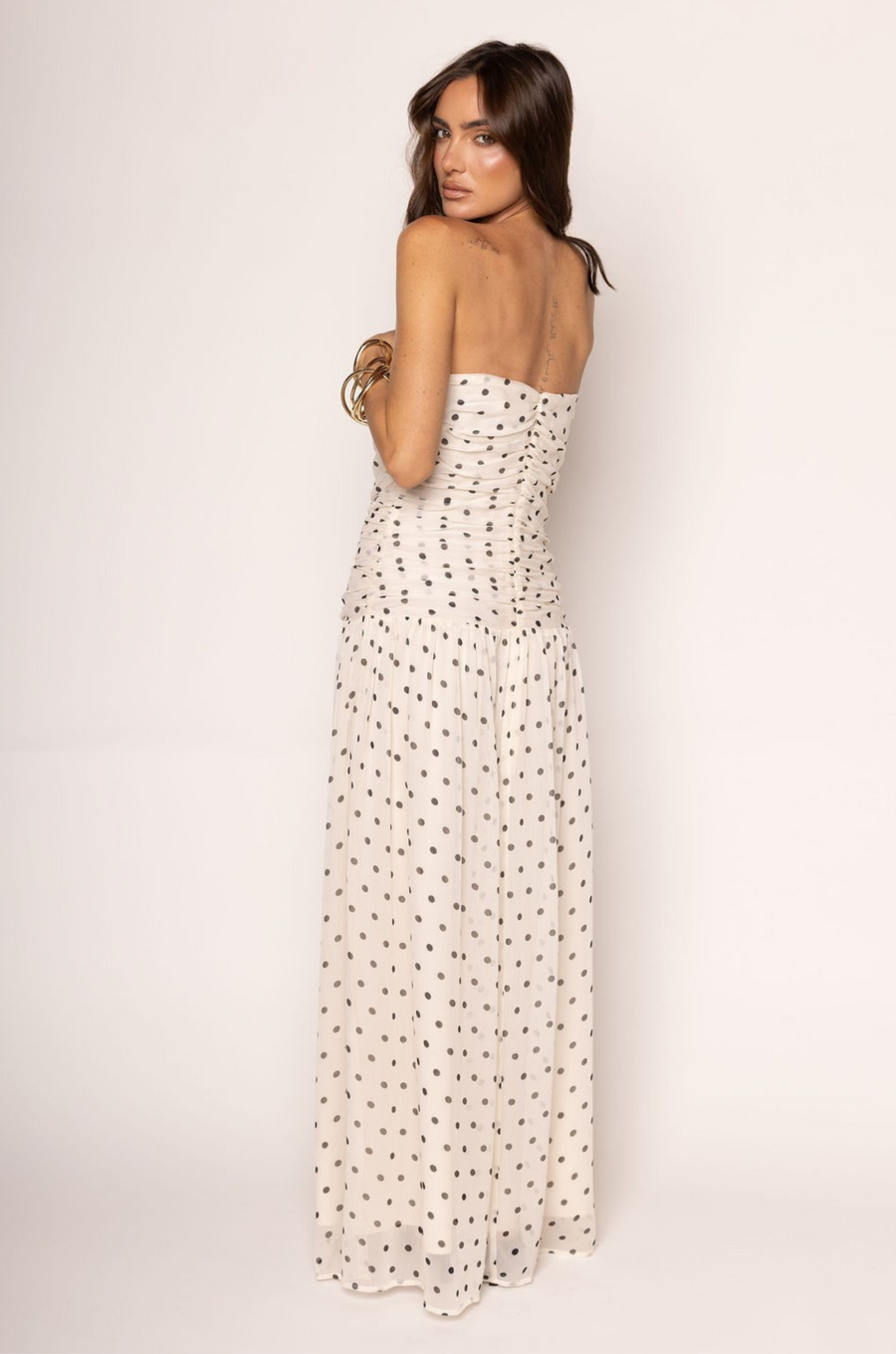 Chiffon polka dot maxi dress
Strapless
Tube top
Side cinching
Inner rubber grip lining
Back zipper closure
Lined
Cream and black polka dot maxi dress
bridal dress
Summer maxi dress
