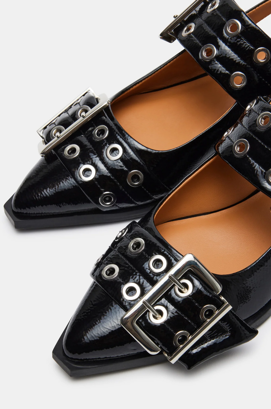 Graya Flats by Steve Madden - FINAL SALE