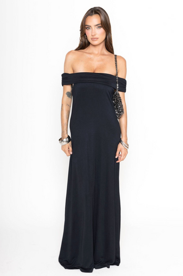 black Off the shoulder maxi dress
Open droop back
Lined
Black wedding guest dress
black formal wedding guest dress