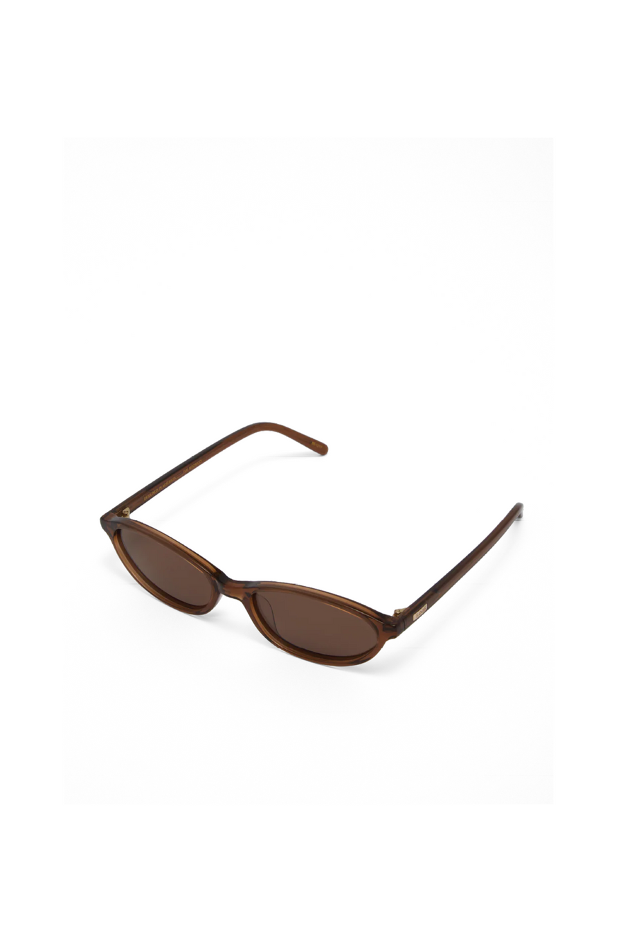 brown Oval sunglasses
Gold hardware engraved with Banbé logo on outer left arm
Scratch resistant/category 3/polarised lens
100% UV protection
Acetate frame
Width: 10.4cm / Lens Height: 3cm / Arm Length: 14cm / Nose Bridge: 1.9cm