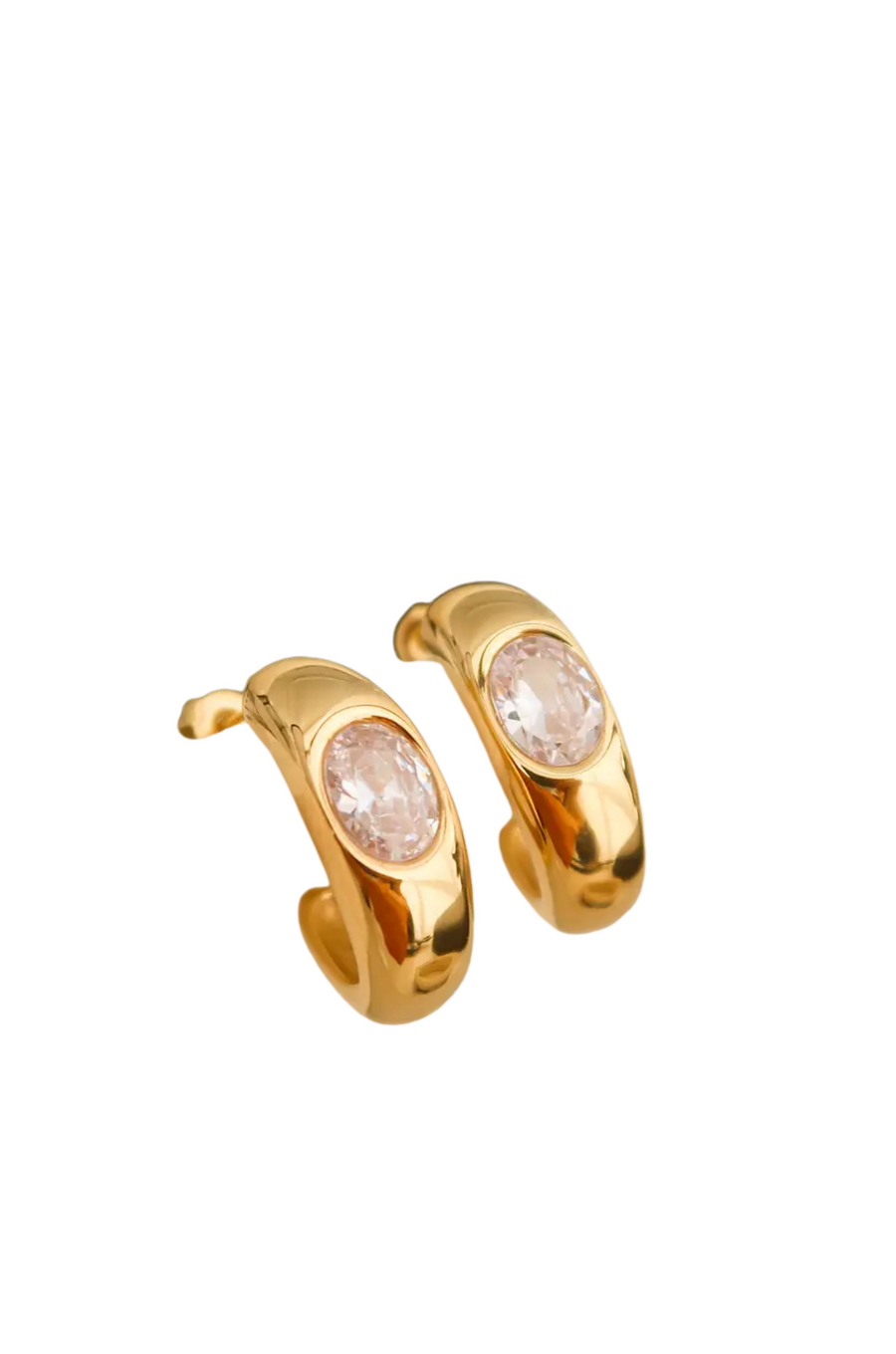 18K Gold Non-Tarnish CZ Classic C Hoop Earring
18K Gold Plating
Stainless Steel
Cubic Zirconia (CZ)
Measurement (L x W inch): 0.8 x 0.7
Lead-free
Nickel-safe
Hypoallergenic
Water Resistant