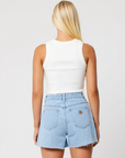 High rise denim shorts
Light wash
Relaxed fit
Longer inleg
Features a soft frayed hemline