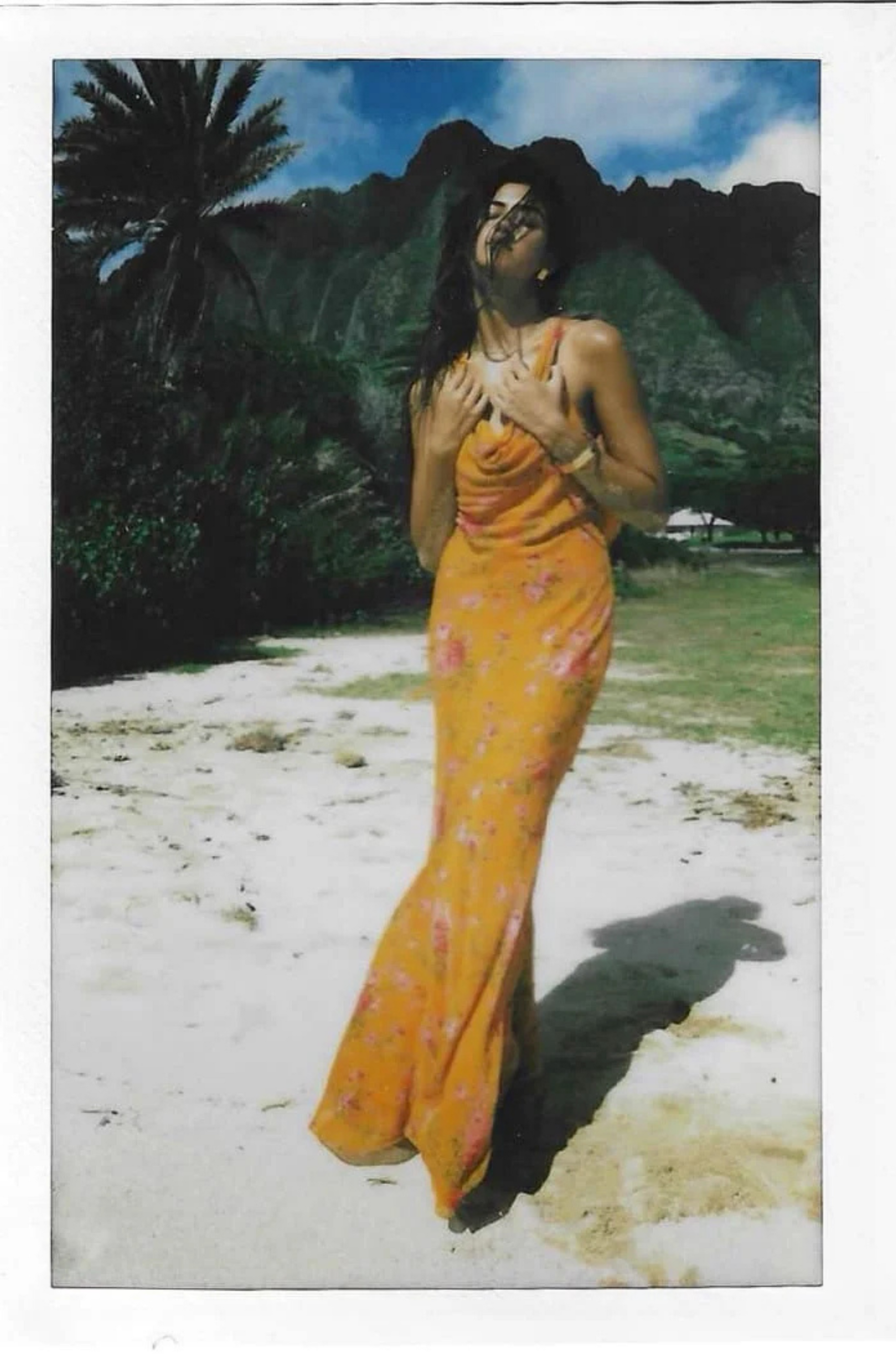 orange Floral printed maxi dress
Cowl neck
Open back with cowl
Adjustable ties at lower back for waist snatching
Mermaid hem
wedding guest dress