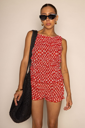 red Chiffon gingham checkered printed cinched tank top
Cinched elastic throughout
Has stretch
fourth of july outfit
fourth of july top