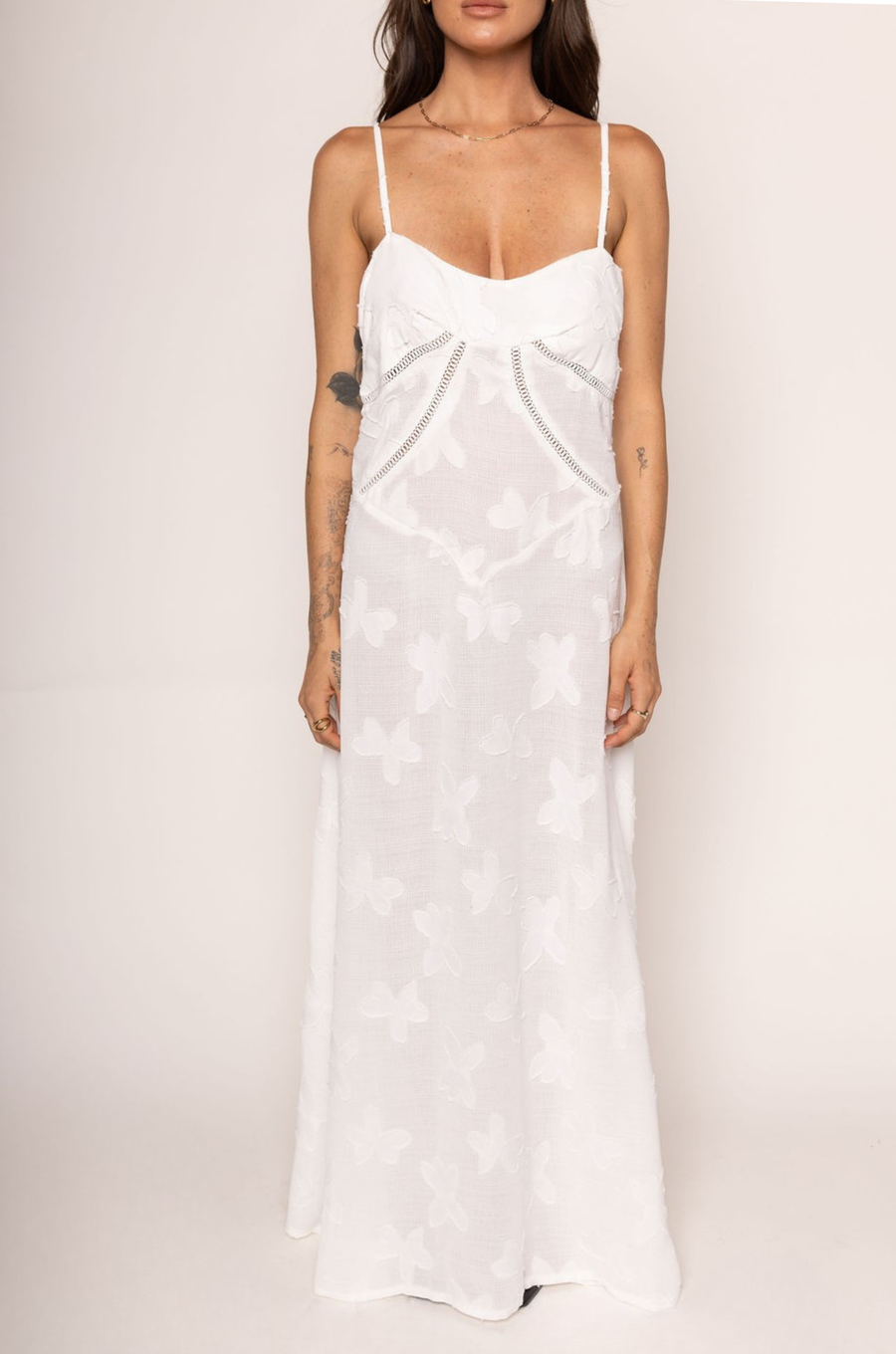Floral maxi dress
Back lace up tie
Adjustable spaghetti strap
Unlined
Partially sheer
white linen maxi dress
oversized cover up maxi dress