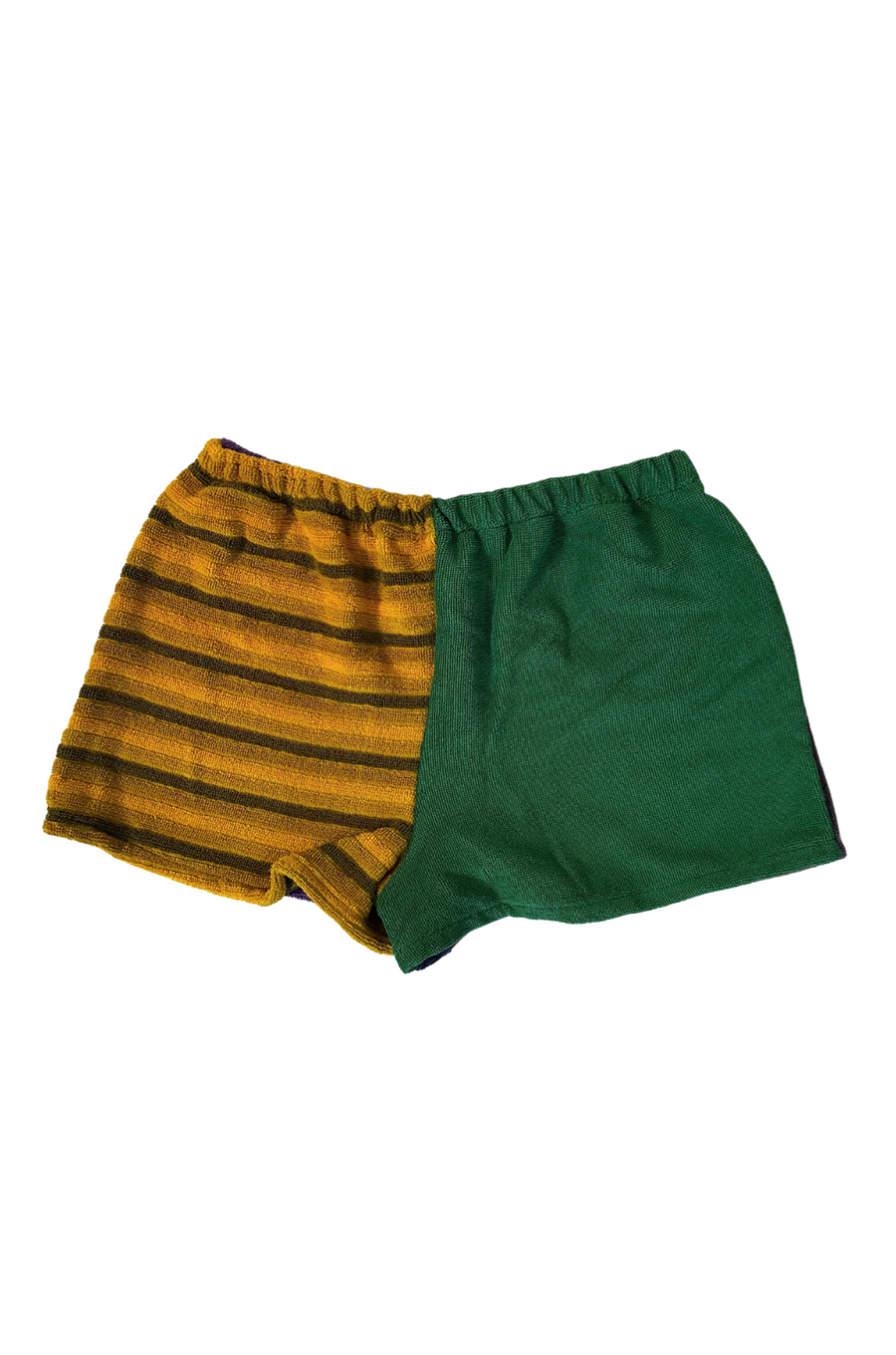 Striped printed towel short
Elastic waistband
Unlined
Up-cycled
Each towel is up-cycled - there may be imperfections